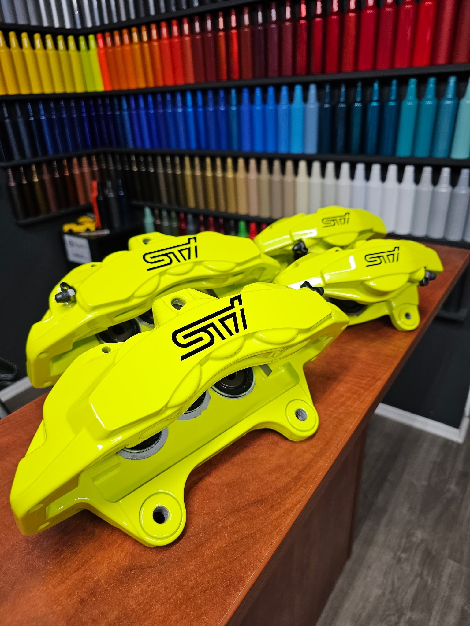 Neon yellow STI brake calipers