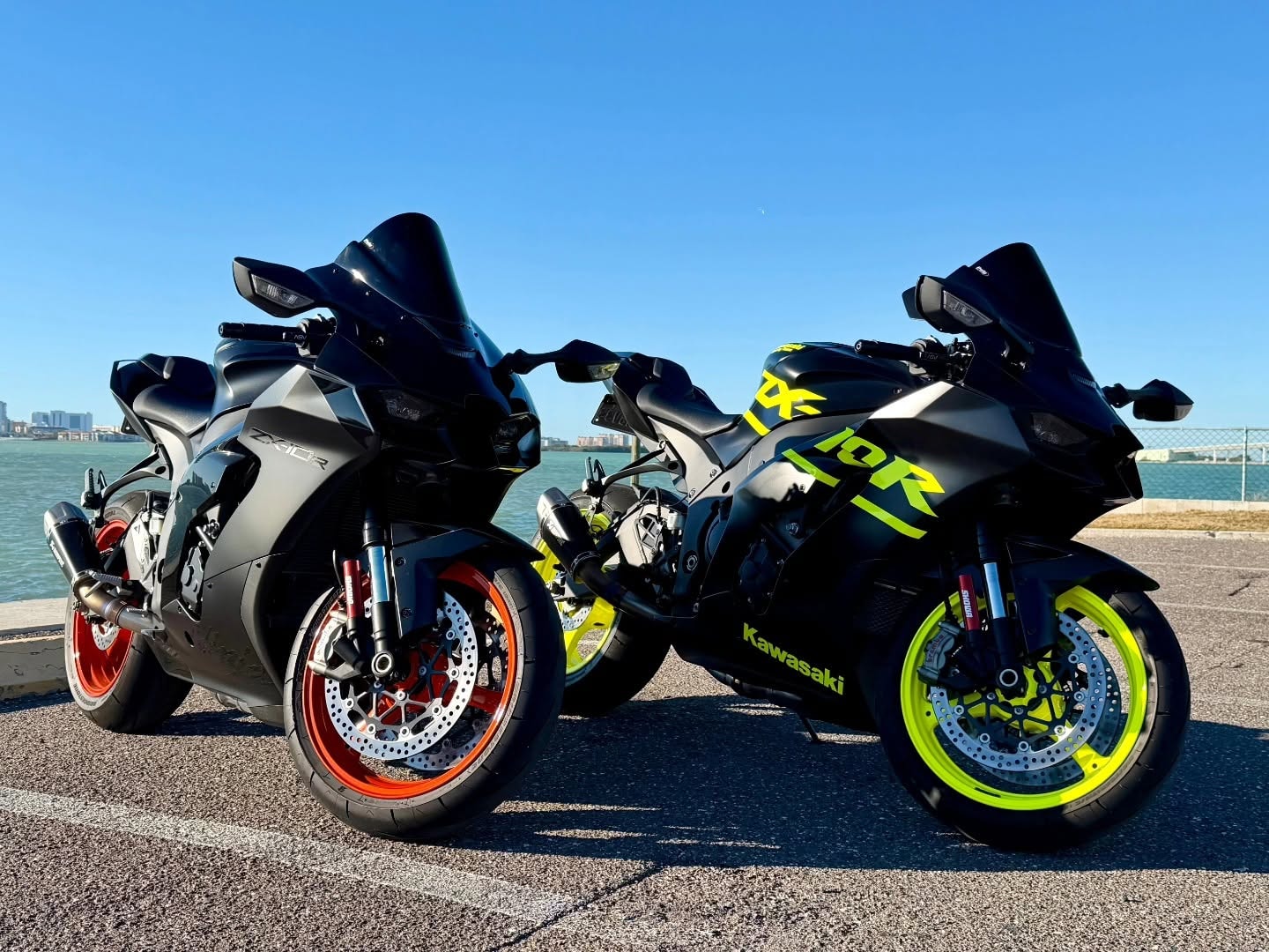 Kawasaki ZX-10R pair with custom wheels