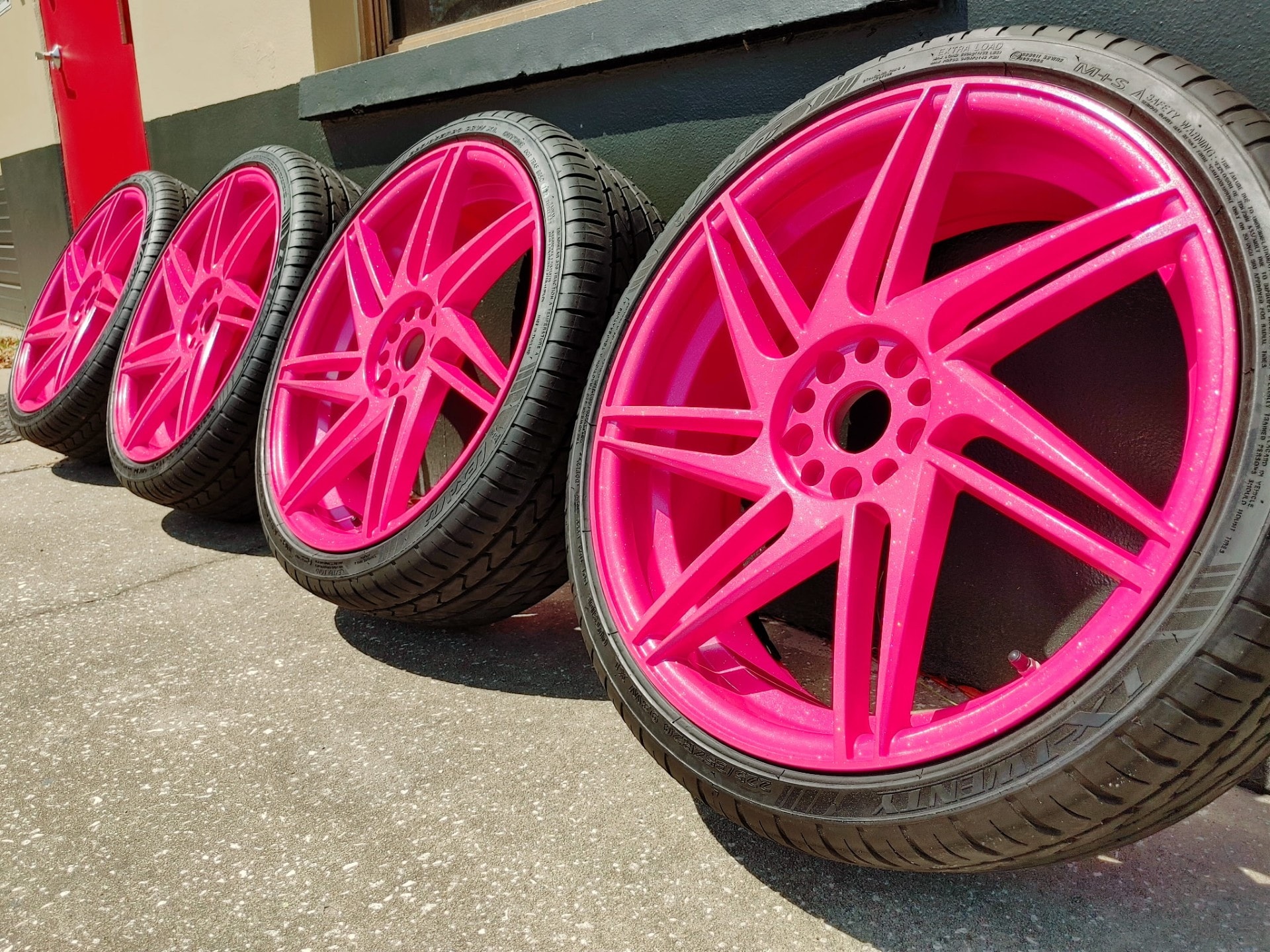 Hot pink wheel set